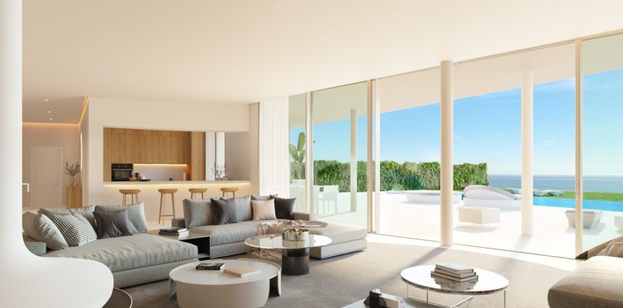 5 bedrooms Villa in Phu My, Vietnam No. 111200