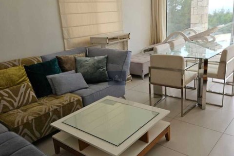 3 bedrooms House in Chloraka, Cyprus No. 101707 3