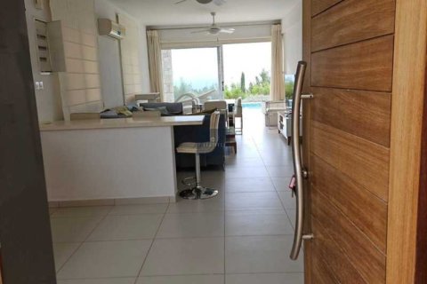 3 bedrooms House in Chloraka, Cyprus No. 101707 7