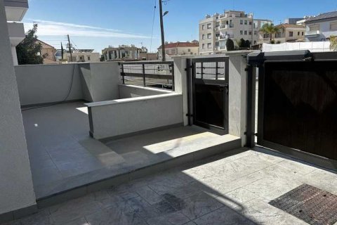 Дом с 3 спальнями в Агиос Афанасиос, Кипр №100684 9