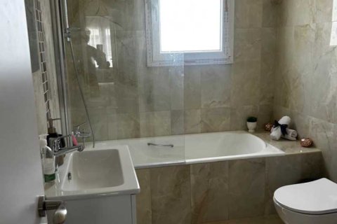 Дом с 3 спальнями в Агиос Афанасиос, Кипр №100684 3