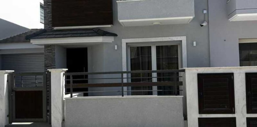 Дом с 3 спальнями в Агиос Афанасиос, Кипр №100684