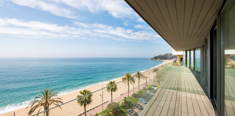 3 chambres Appartement à Lloret de Mar, Spain No. 25207
