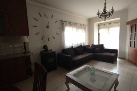 4 bedrooms House in Kolossi, Cyprus No. 80643 8