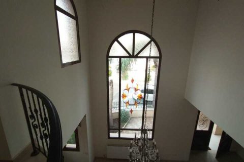 4 bedrooms House in Kolossi, Cyprus No. 80643 14