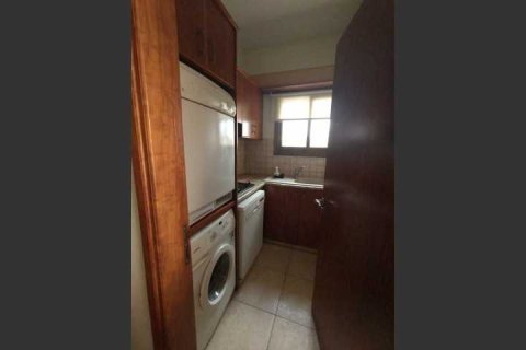 4 bedrooms House in Kolossi, Cyprus No. 80643 9