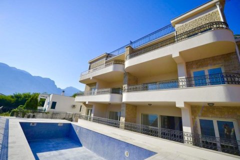 3 bedrooms Apartment in Kotor, Montenegro No. 104751 10