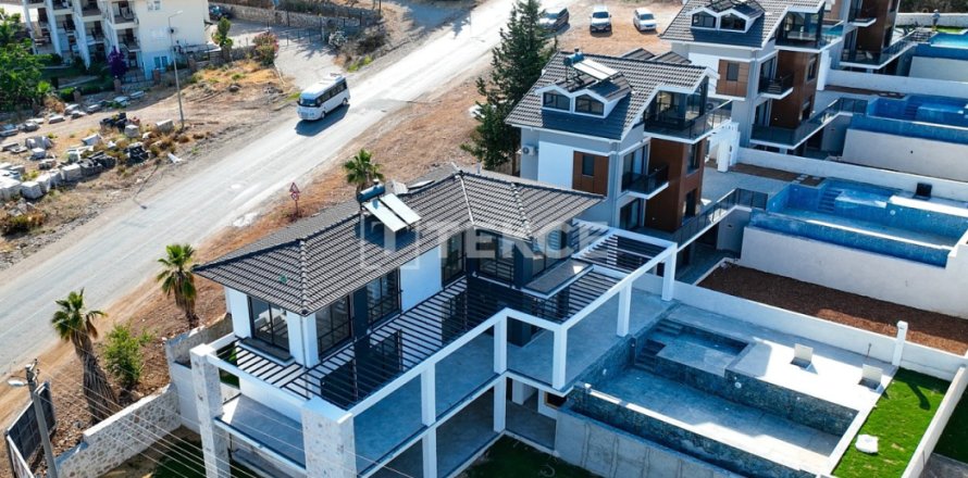 4 bedrooms Villa in Fethiye, Turkey No. 88591