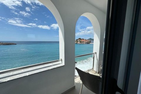 2 bedrooms Apartment in Budva, Montenegro No. 104816 1