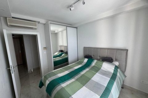 2 bedrooms Apartment in Budva, Montenegro No. 104816 3