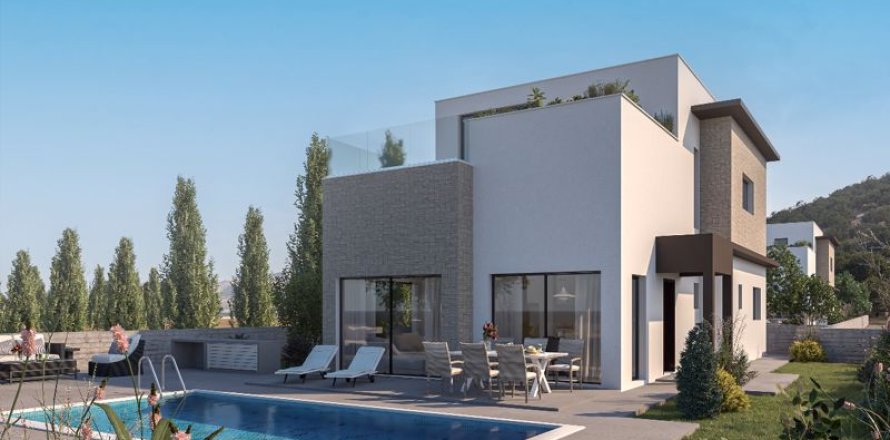 4 bedrooms Villa in Pomos, Cyprus No. 36830