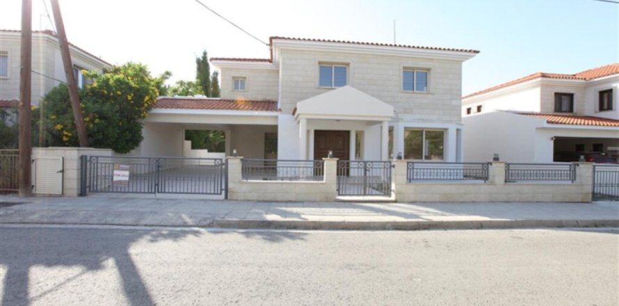 4 dormitorios Villa en Nicosia, Cyprus No. 106968