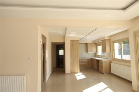 4 bedrooms Villa in Nicosia, Cyprus No. 106968 5