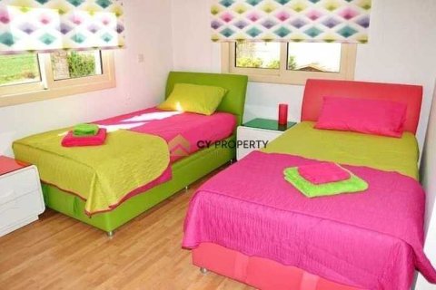 3 chambres House à Mazotos, Cyprus No. 40180 4