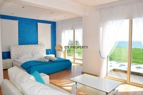 3 chambres House à Mazotos, Cyprus No. 40180 1