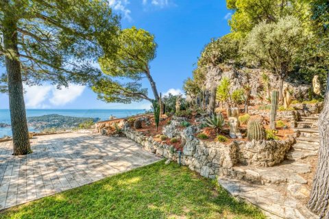 3 bedrooms House in Villefranche-sur-Mer, France No. 100291 8