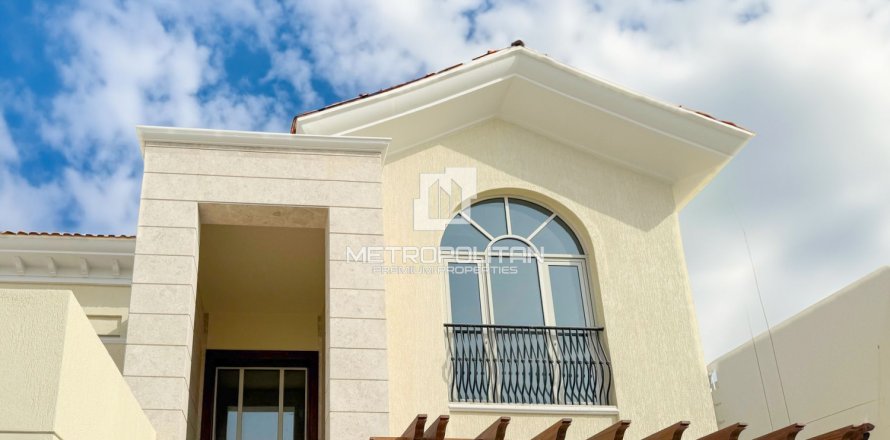 Вилла с 5 спальнями в District One, ОАЭ №119358