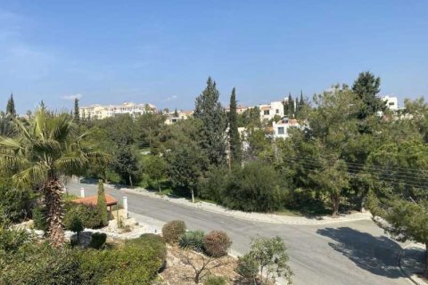 4 bedrooms House in Episkopi, Cyprus No. 101161 6