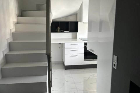 3 bedrooms Maisonette in Peristeri, Greece No. 54604 4