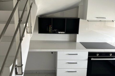 3 bedrooms Maisonette in Peristeri, Greece No. 54604 11