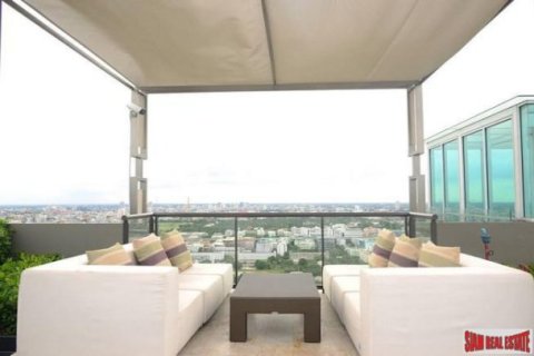 3 bedrooms Apartment in Bangkok, Thailand No. 96917 16