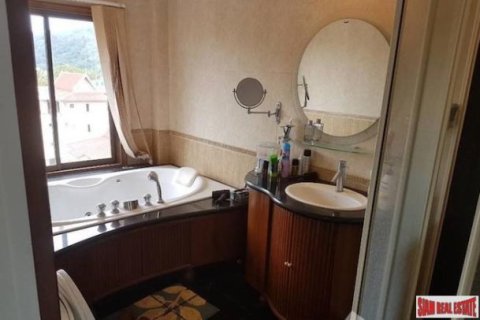 3 bedrooms Apartment in Patong, Thailand No. 95838 10