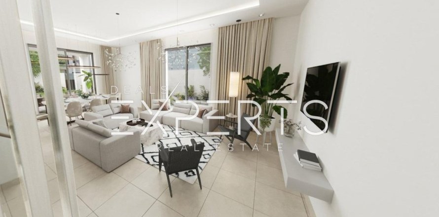 4 bedrooms Duplex in Thach Than, Vietnam No. 84836