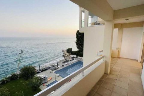 3 dormitorios Apartment en Germasogeia, Cyprus No. 33136 4