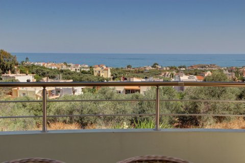 3 bedrooms House in Chania, Greece No. 81111 12