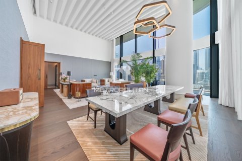 Квартира с 4 спальнями в Dorchester Collection Dubai, ОАЭ №119389