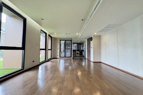 3 bedrooms Apartment in Bangkok, Thailand No. 98262 6