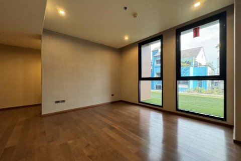 3 bedrooms Apartment in Bangkok, Thailand No. 98262 8