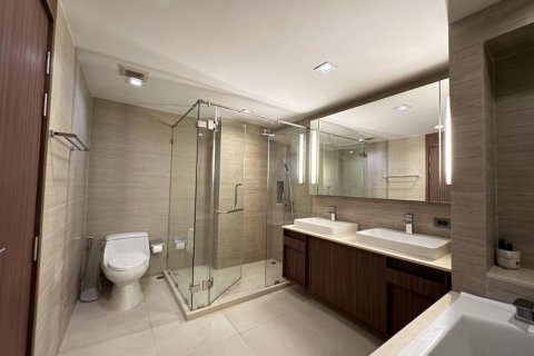 3 bedrooms Apartment in Bangkok, Thailand No. 98262 3