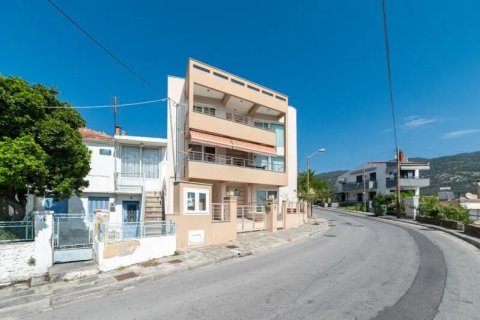 7 rooms Building in Kavala, Greece No. 108721