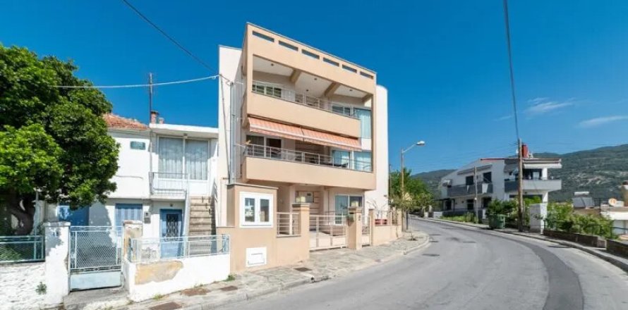 7 habitaciones Edificio en Kavala, Greece No. 108721