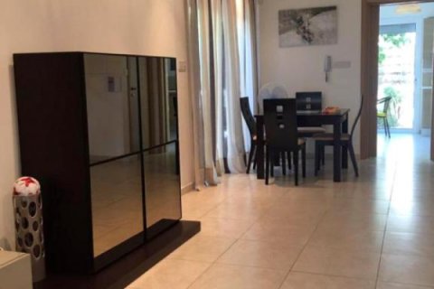 2 bedrooms Townhouse in Limassol, Cyprus No. 106045 2