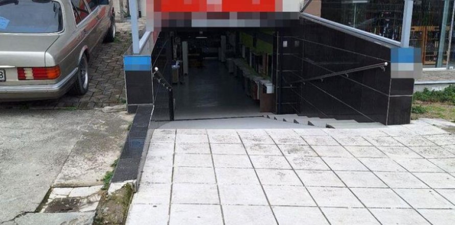 2000m² Commercial property in Evosmos, Greece No. 108152