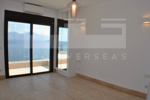 Вилла с 4 спальнями в Ираклион, Греция №24354 13