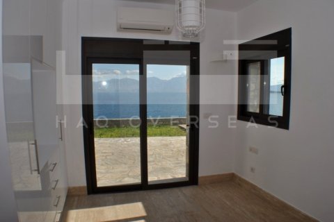 Вилла с 4 спальнями в Ираклион, Греция №24354 8