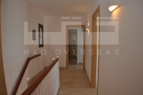 Вилла с 4 спальнями в Ираклион, Греция №24354 10