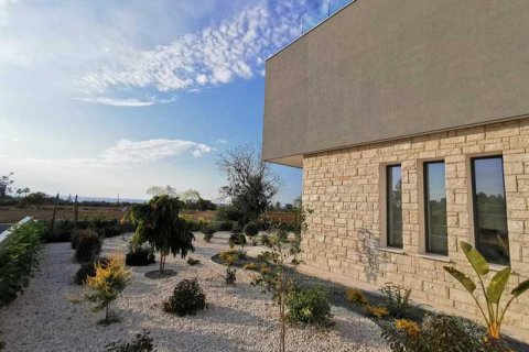 4 bedrooms Villa in Chloraka, Cyprus No. 72856 5