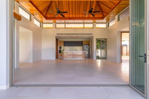 3 bedrooms Villa in Layan Beach, Thailand No. 97402 14