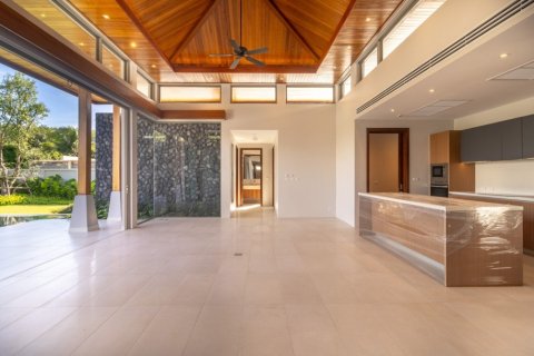 3 bedrooms Villa in Layan Beach, Thailand No. 97402 10