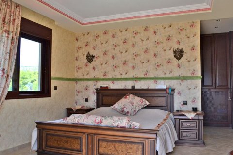 550m² House in Euboea, Greece No. 59536 14