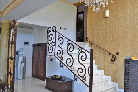 550m² House in Euboea, Greece No. 59536 11