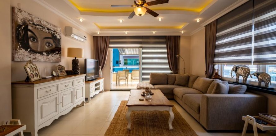 4 habitaciones Apartment en Mahmutlar, Turkey No. 21699