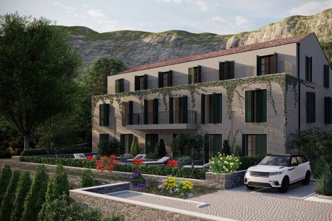 1 bedroom Apartment in Prcanj, Montenegro No. 78183 4