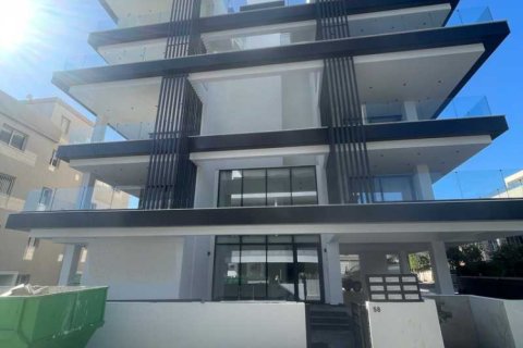 3 dormitorios Penthouse en Limassol, Cyprus No. 66159 8