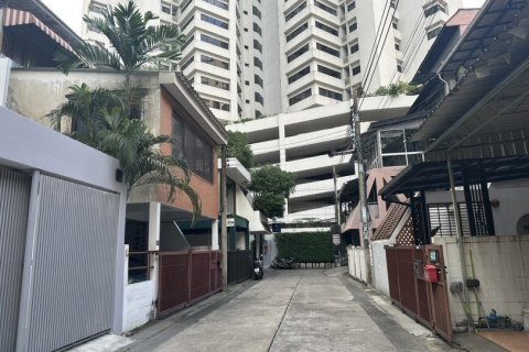 355m² Townhouse à Bangkok, Thailand No. 97400 1