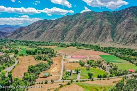 Дом с 6 спальнями в Нью Касл, США №75511 1